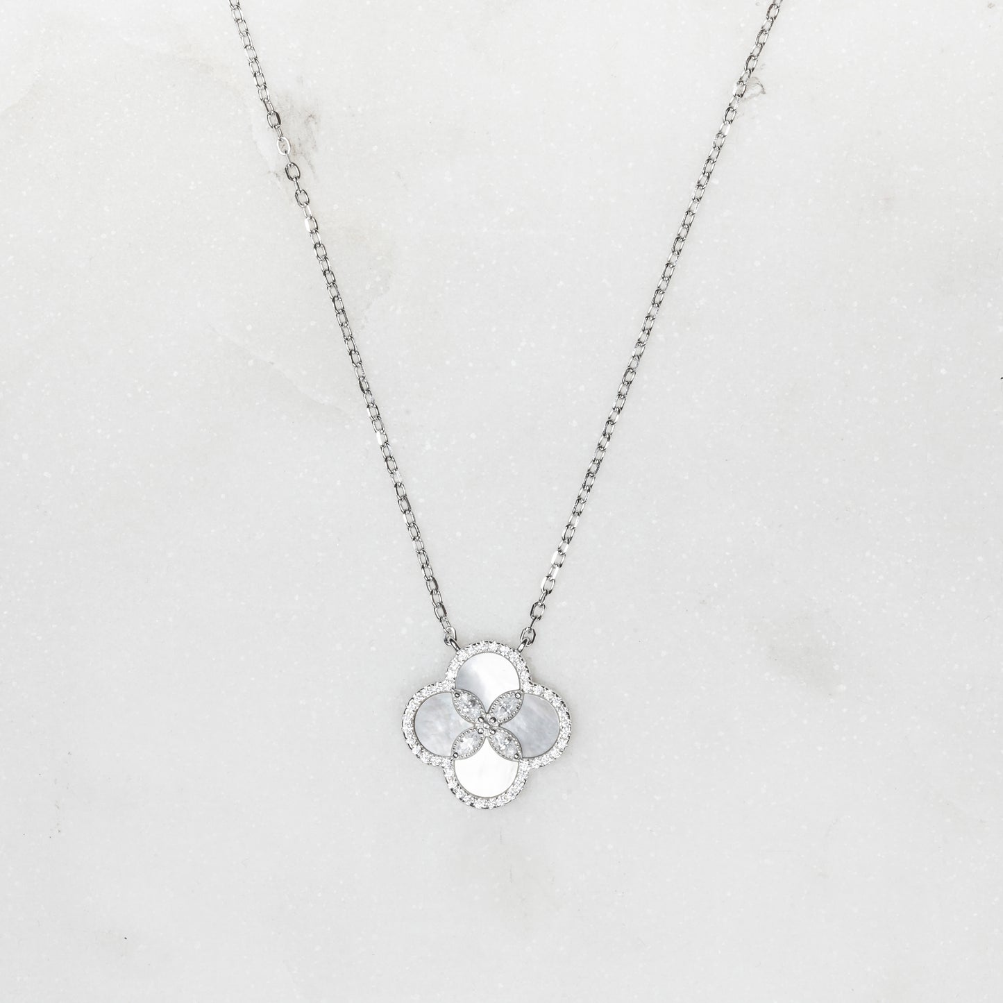 Collier EMMA